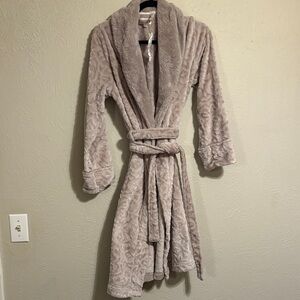 Berkshire Cozy Cream Robe